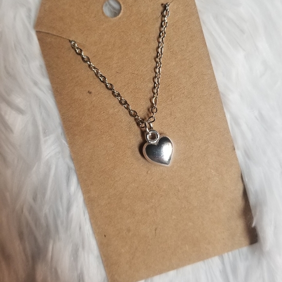 Valentine's Day Heart Necklace - Picture 5 of 14